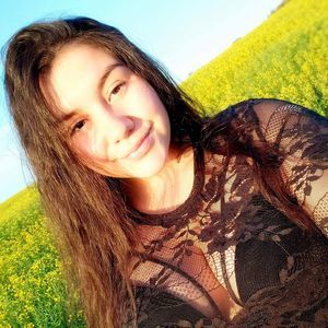 Meet your Posher, Cierra